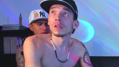 fratguysonline  21-10-2022